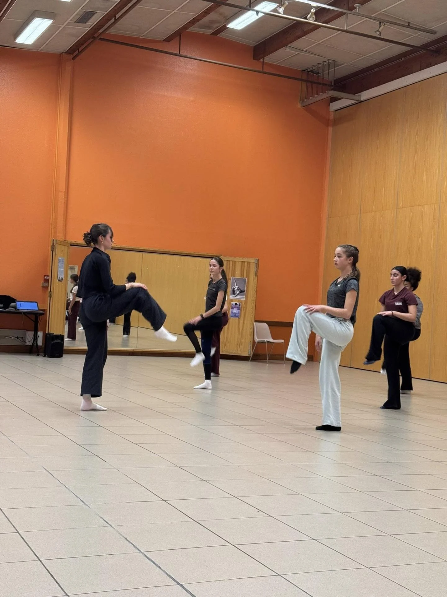 600278979 852074334242651 2459856040411984402 n